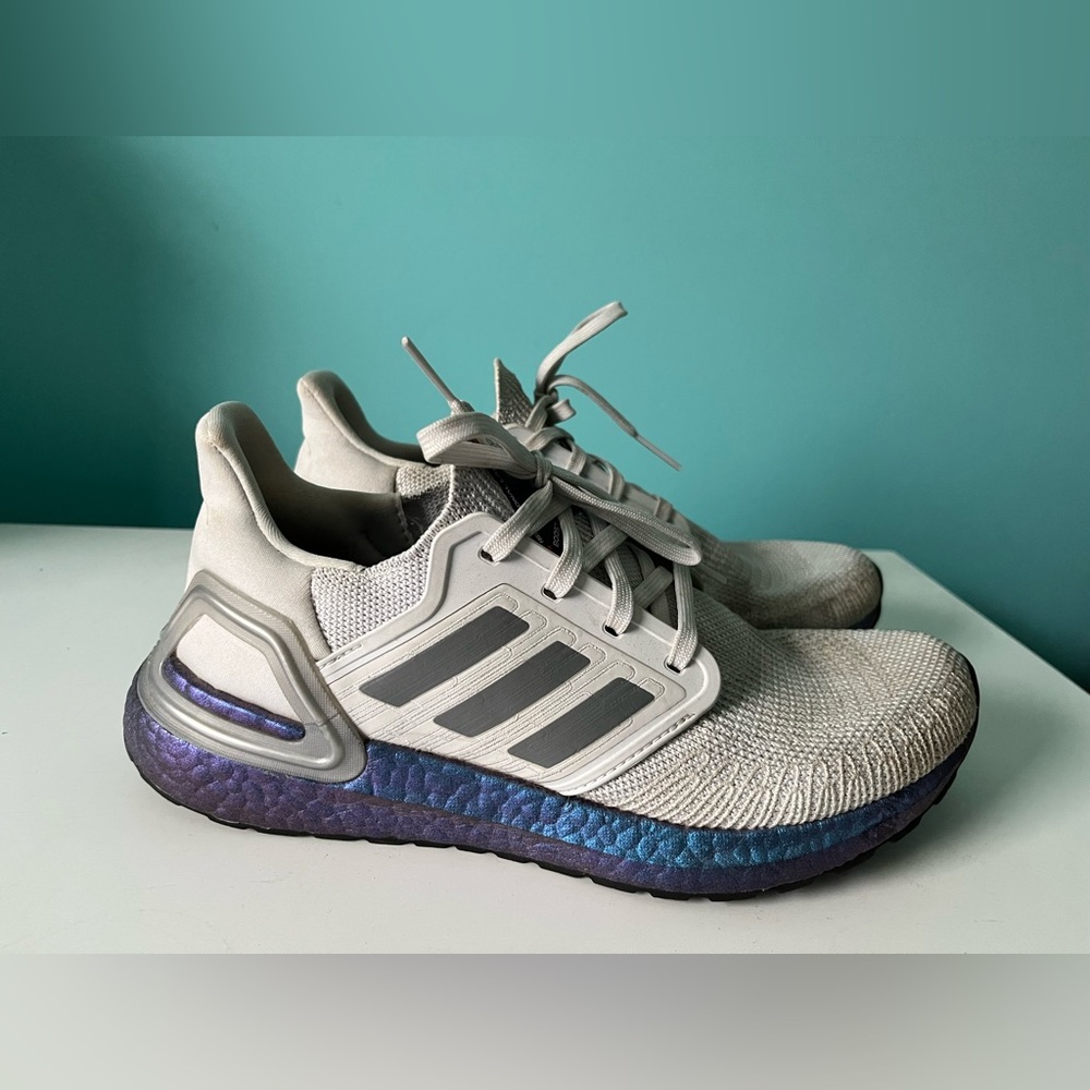 Womens Adidas Ultraboost (size 8)